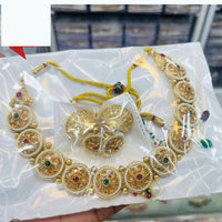 Everlasting Quality Jewels Pearl and Kundan Floral Necklace Set 