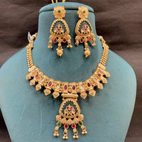 Everlasting Quality Jewels Designer Pota Stone And Pearl Necklace Set