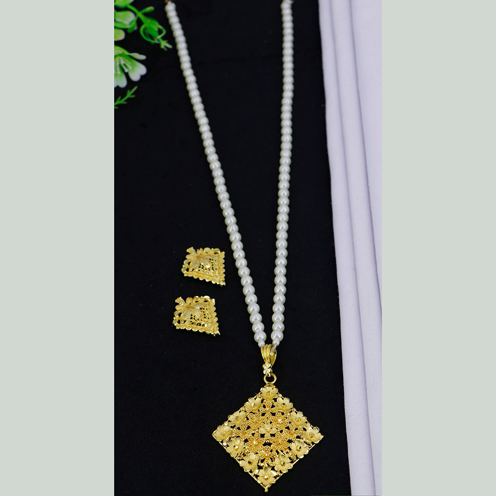 Mahavir Dye Gold Plated Chain Pendent Set