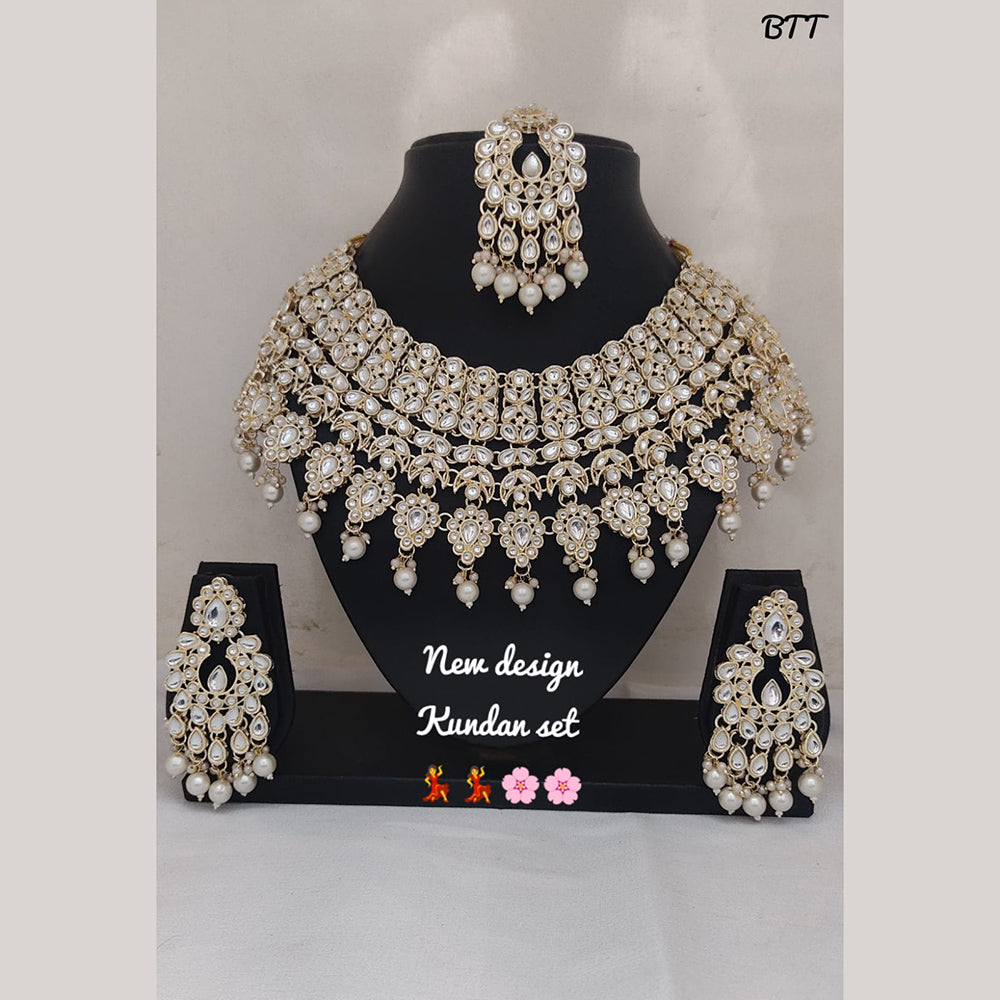 FS Collection Gold Plated Kundan Stone Necklace Set