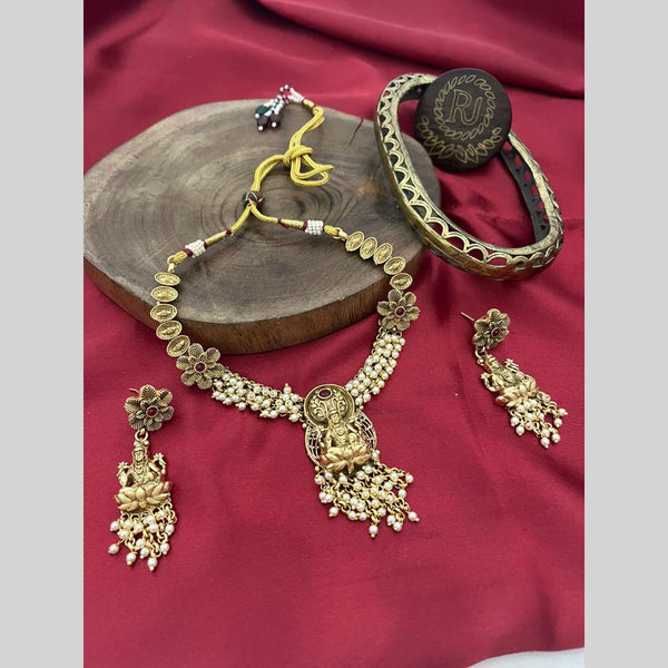 FS Collection Gold Plated Pota Stone And Pearls Temple Necklace Set