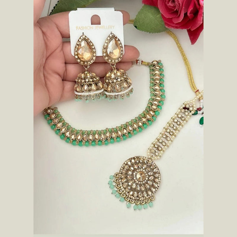 FS Collection Gold Plated Crystal Stone And Pearls Necklace Set