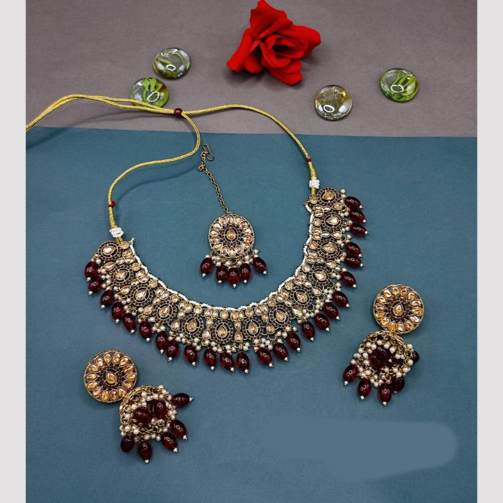FS Collection Gold Plated Crystal  Stone And Pearls Necklace Set