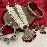 FS Collection Silver Plated Pearl And Austrian Stone Necklace Set