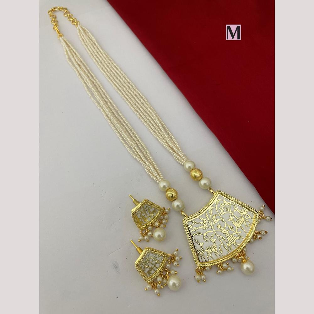 FS Collection Classic Gold Plated Pearls Stylish Jewelry for Traditional Outfits Necklace Set