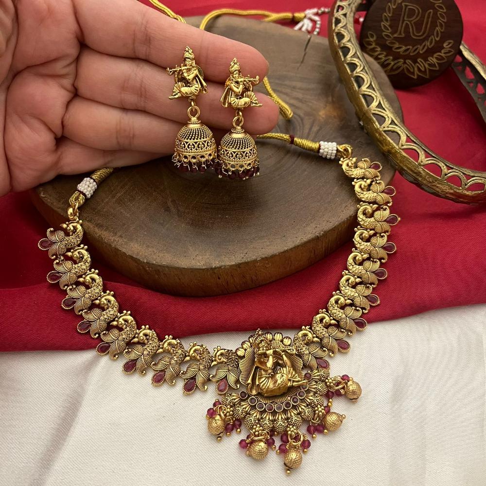 FS Collection Gold Plated Pota Stone And Beads Temple Necklace Set