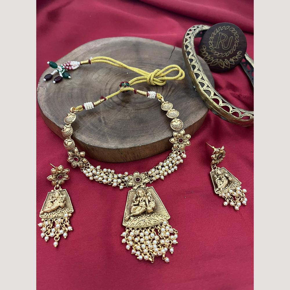 FS Collection Gold Plated Pota Stone And Beads Temple Necklace Set