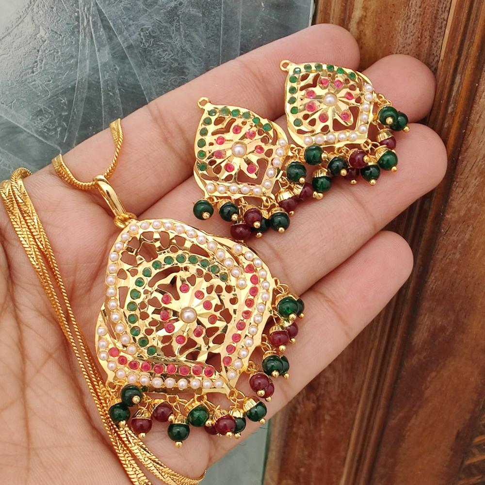 FS Collection Ethnic Gold Plated Pearl Chain Pendant Set
