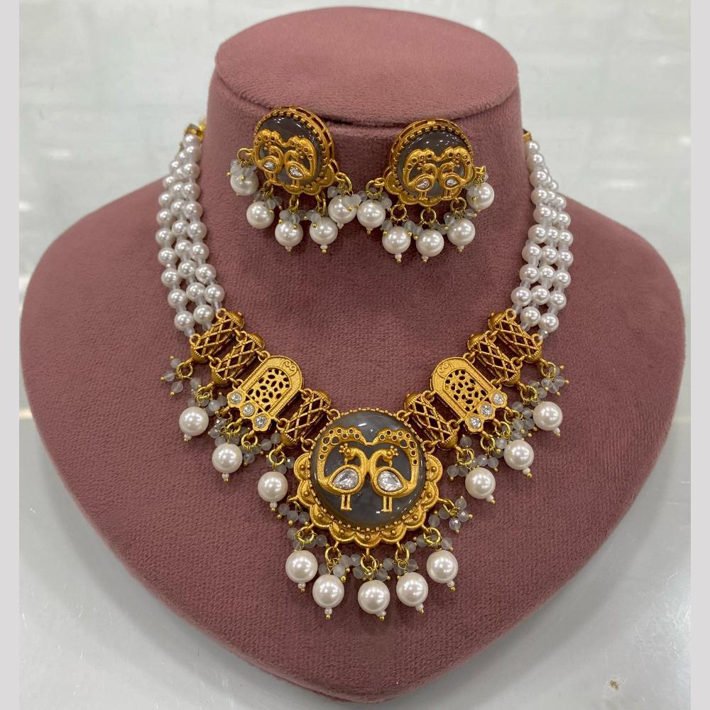 FS Collection Peacock Motif Pearl Beads and Intricate Filigree Design Necklace Set