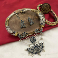 FS Collection 2 Tone Glam Necklace Set Adorned With Pota Stone With Classic Pearl 