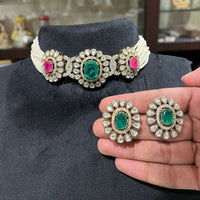 FS Collection Beautiful Crystal And Pearl Choker Necklace Set