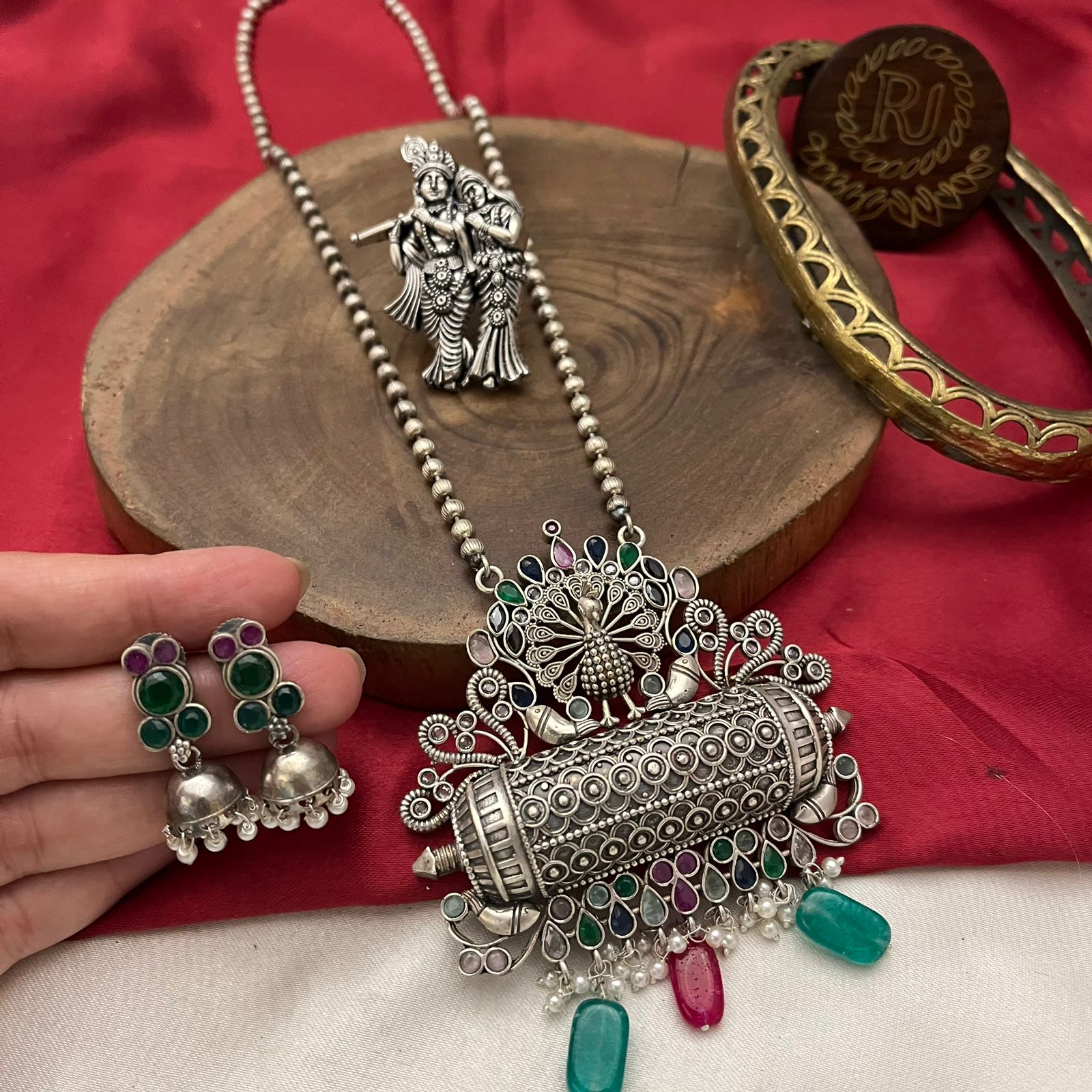 FS Collection Vintage Look Oxidised Pota Stone And Pearl Long Necklace Set
