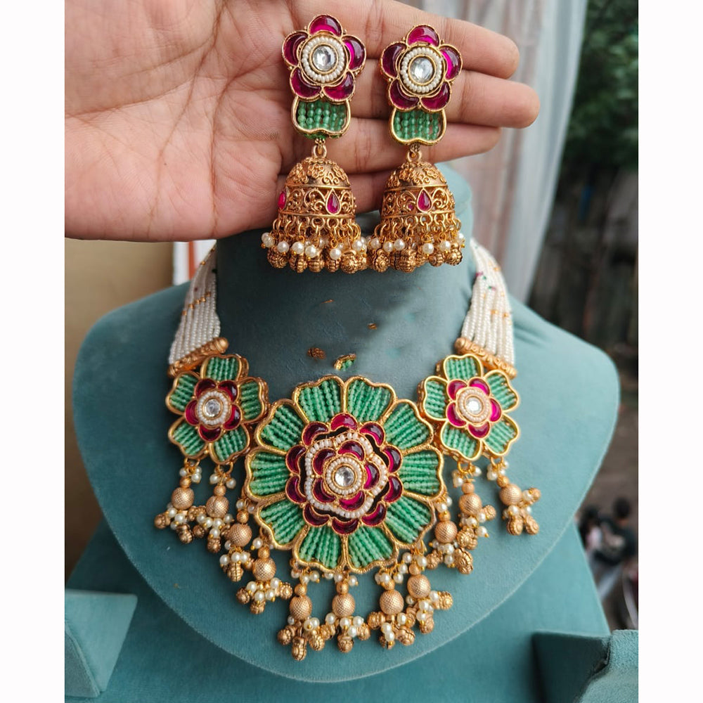 FS Collection Elegant Shine Pota And Pearl Necklace Set