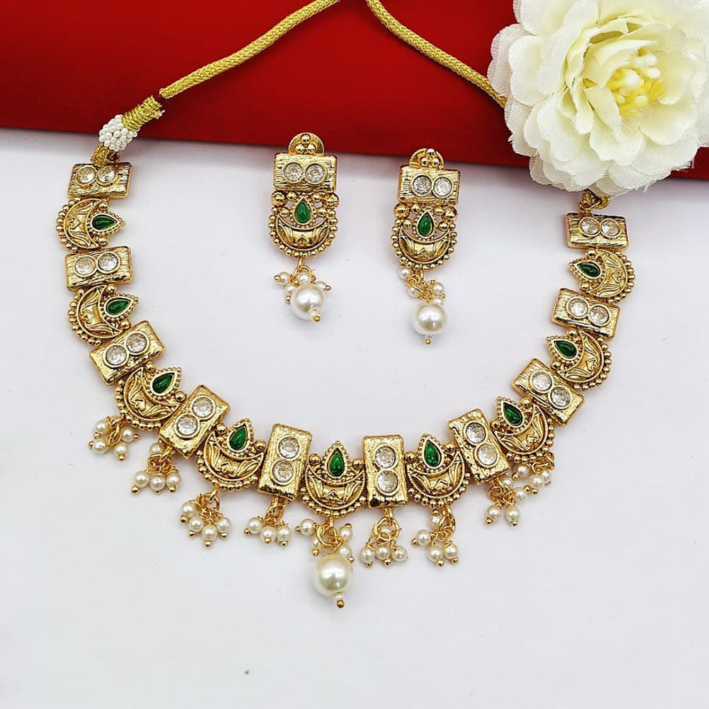 FS Collection Sparkling Pota Stone And Pearl Elegance Necklace Set