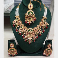 FS Collection Sparkling Pota Stone And Pearl Elegance Necklace Set