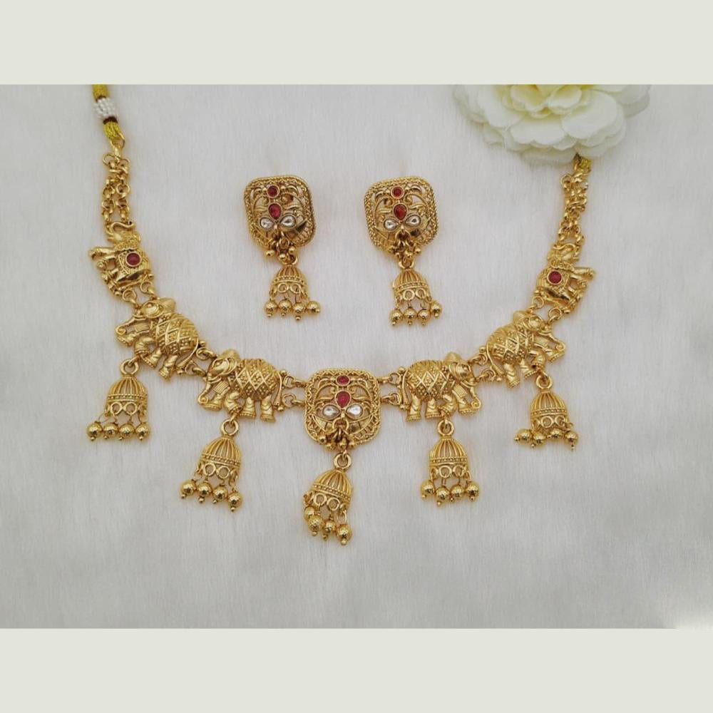 FS Collection Sparkling Pota Stone And Pearl Elephant Motifs Necklace Set