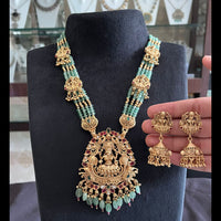 FS Collection Glamorous Pota Stone Pearl And Beads Temple Necklace Set
