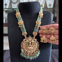 FS Collection Glamorous Pota Stone Pearl And Beads Temple  Necklace Set
