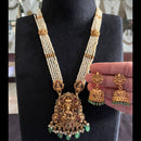 FS Collection Glamorous Pota Stone Pearl And Beads Temple Necklace Set