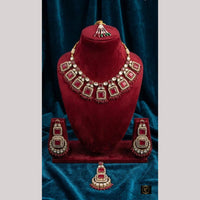 FS Collection Elegant Kundan Stone And Pearl Necklace Set