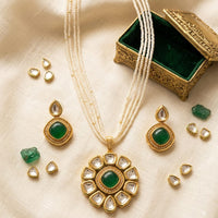 FS Collection Elegant Pota Stone And Pearl Necklace Set
