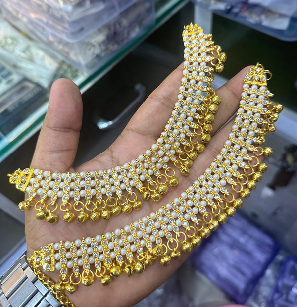 Akruti Collection Gold Plated Payal