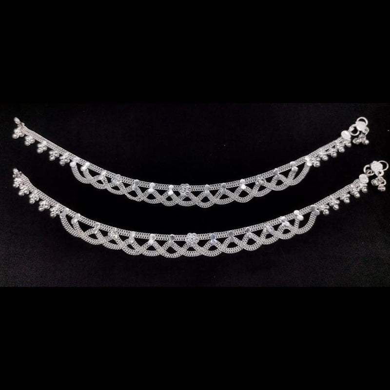 Akruti Collection Silver Plated Anklet