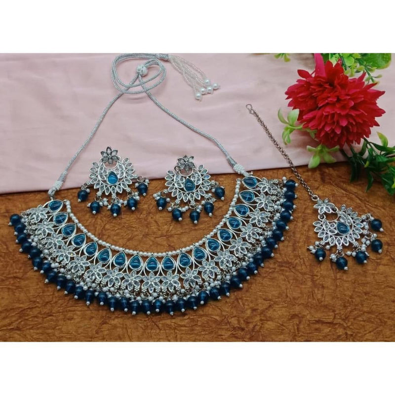 Akruti Collection Silver Plated Crystal Stone And Beads Necklace Set