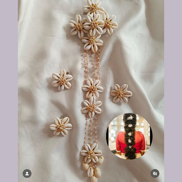 Akruti Collection Gold Plated Shell And Pearls Hair Accessories