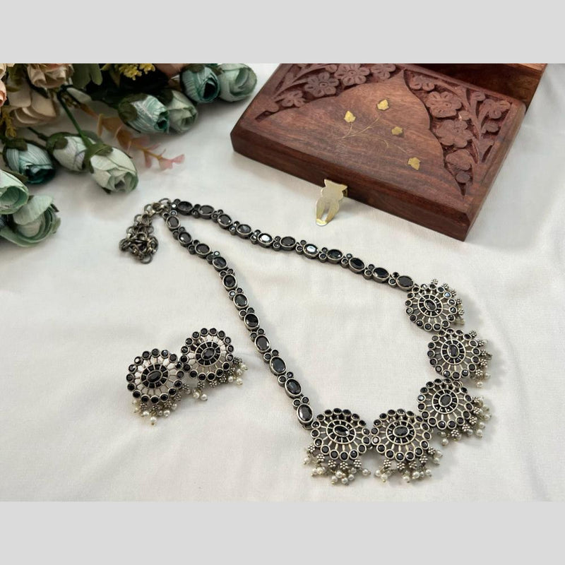 Akruti Collection Oxidised Plated Pota Stone And Pearls Necklace Set