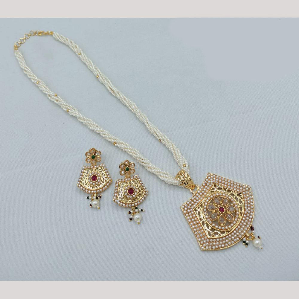 Akruti Collection Royal Radiance Pota Stone And Pearl Necklace Set