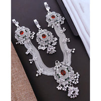 Akruti Collection Pota Stone And Pearl Royal Kamarbandh