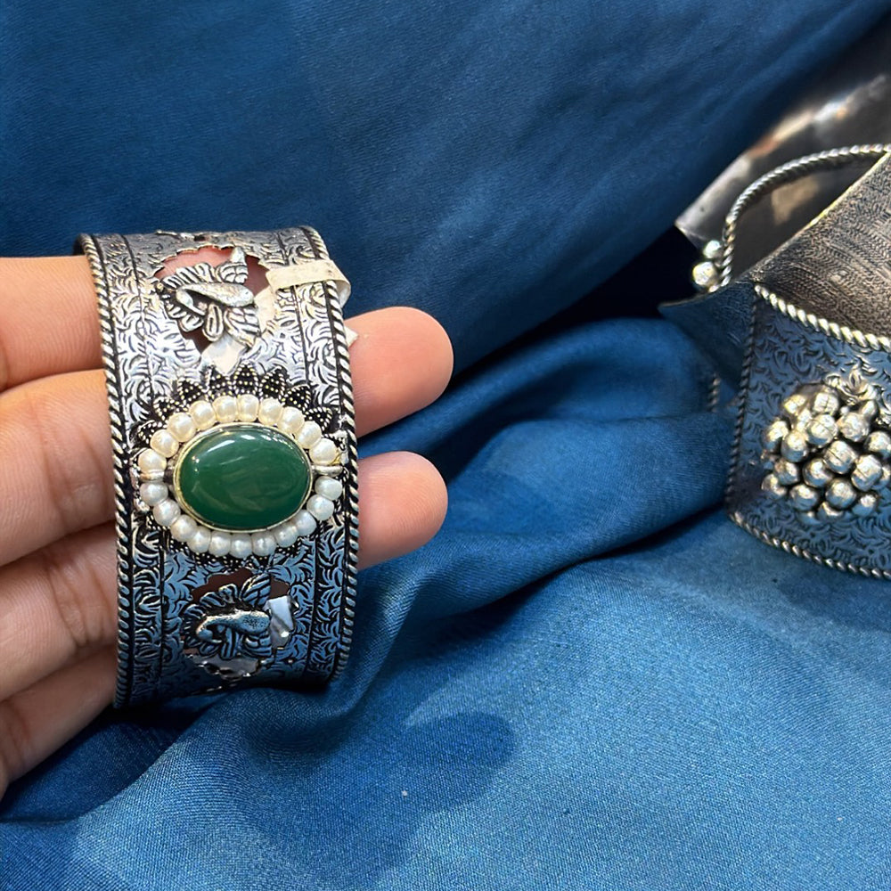 Akruti Collection Designer Oxidised Plated Pota Stone And Pearl Openable Kada