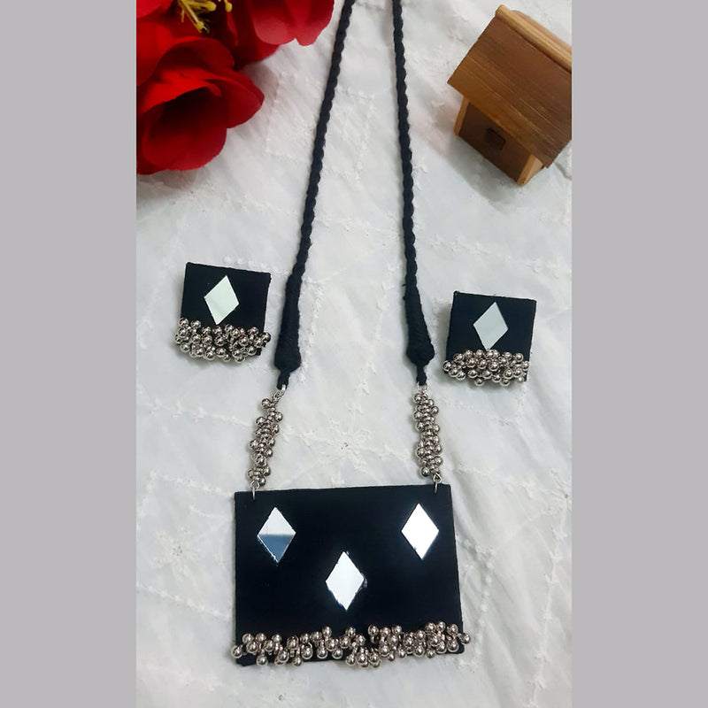 Shrijicreation Handmade Pendant Set