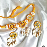 Shrijicreatio Handmade Mirror And Shell Choker Necklace Set