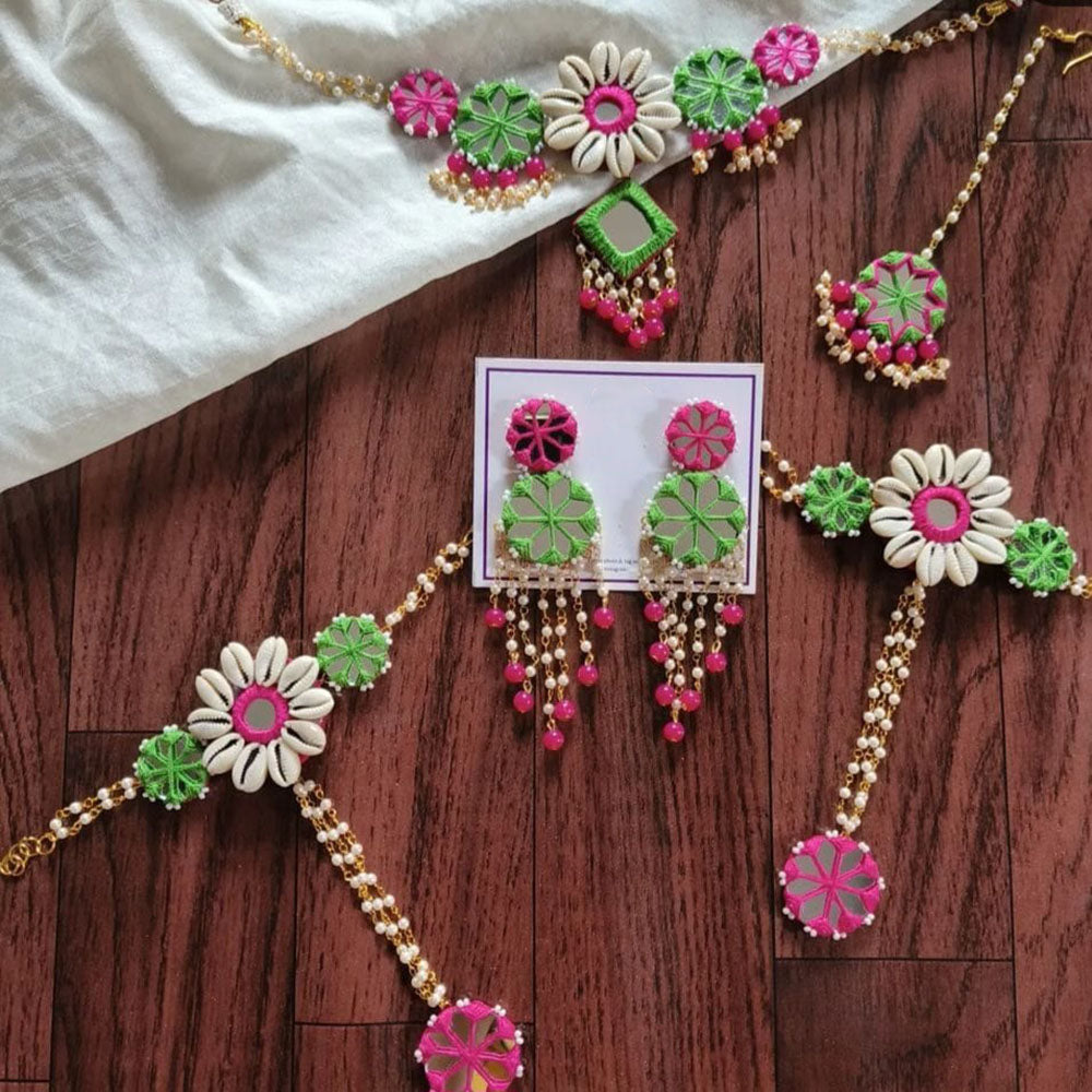 Shrijicreation Heritage-Inspired Mirror Shell And Pearl Combo Set