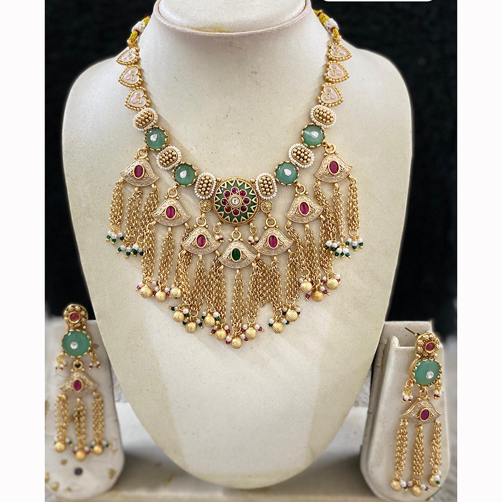 Star India Royal Shine Pota Stone And Pearl Necklace Set