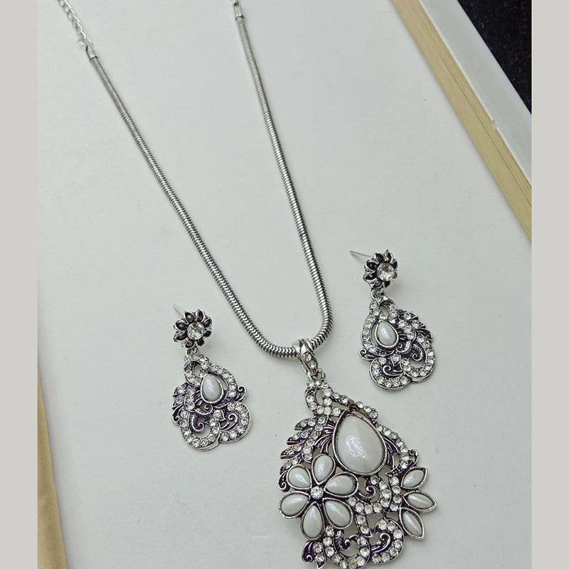 SP Jewellery Antique Silver Plated Chain Pendant Set