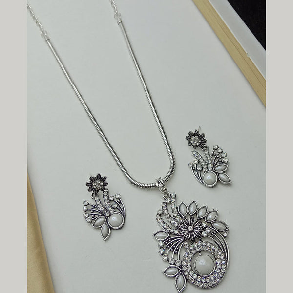 SP Jewellery Antique Silver Plated Chain Pendant Set