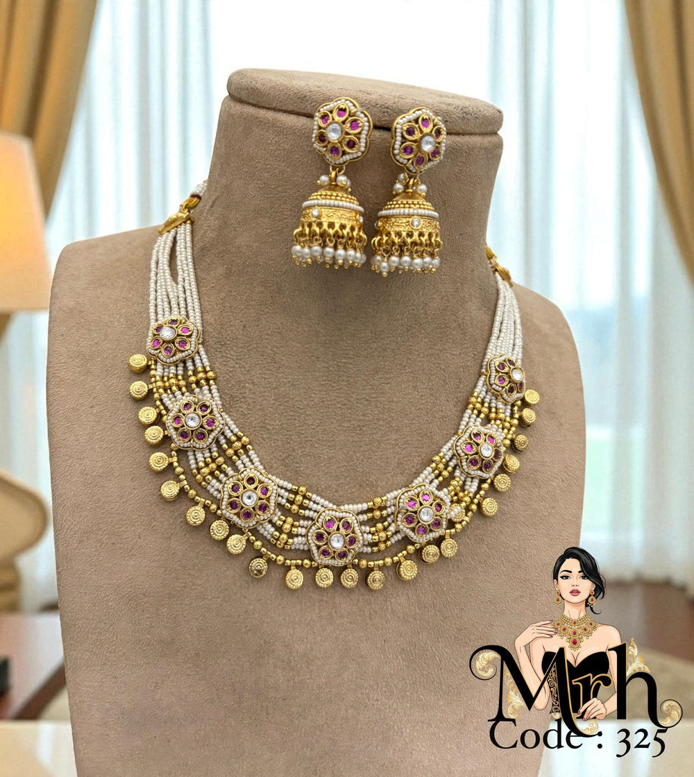 Jewel Addiction Timeless Royal Kundan And Pearl Necklace Set