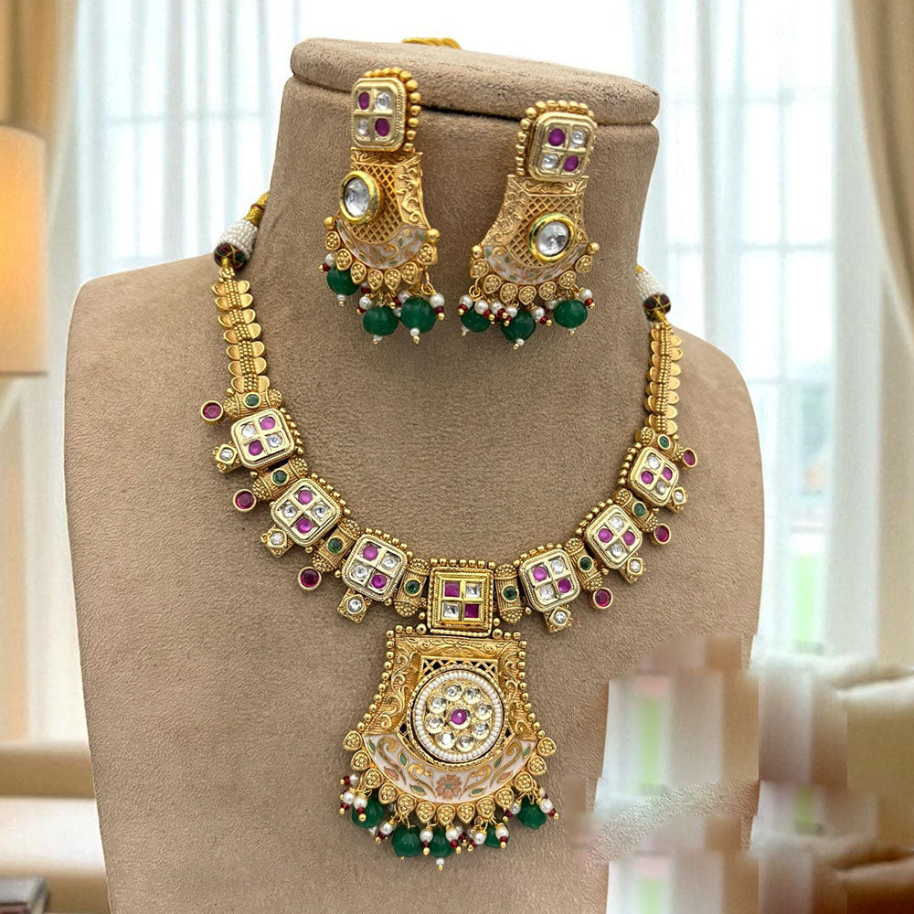Jewel Addiction Timeless Royal Kundan And Pearl Necklace Set