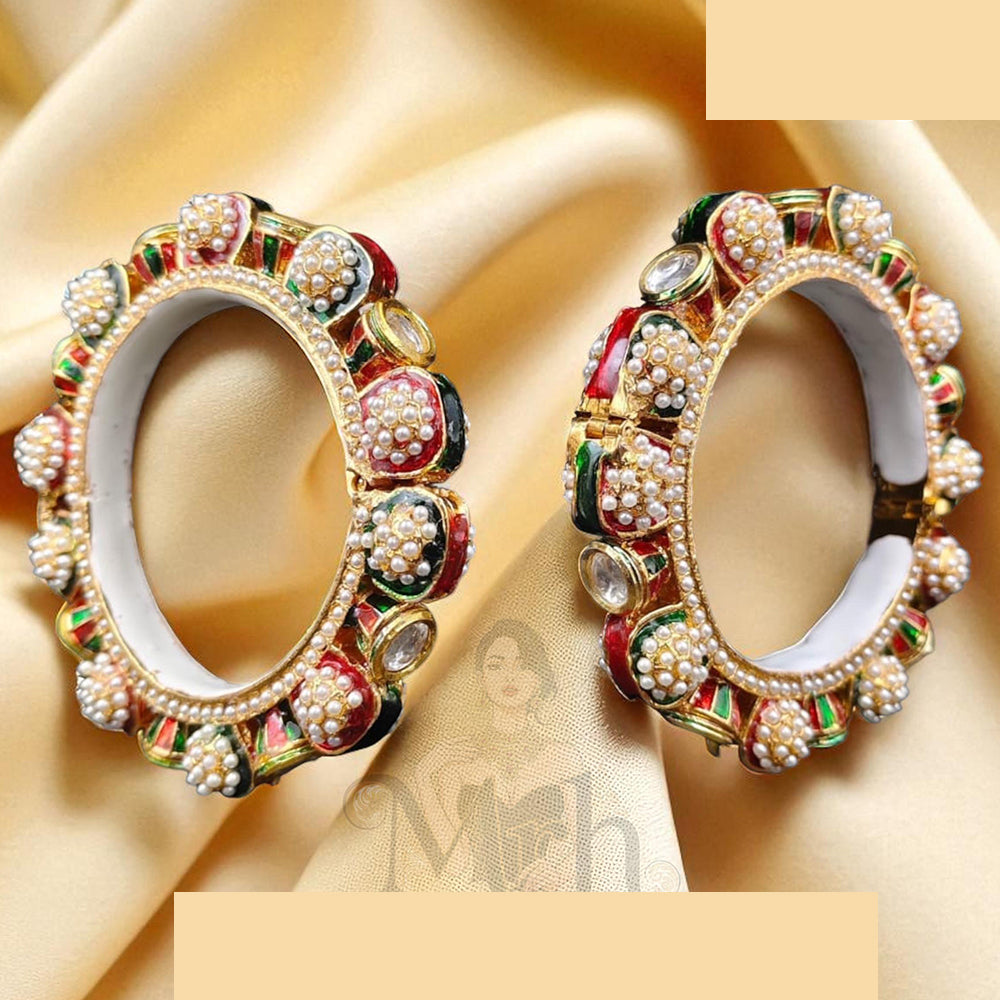 Jewel Addiction Elegant Glow Kundan And Pearls Bangles Set