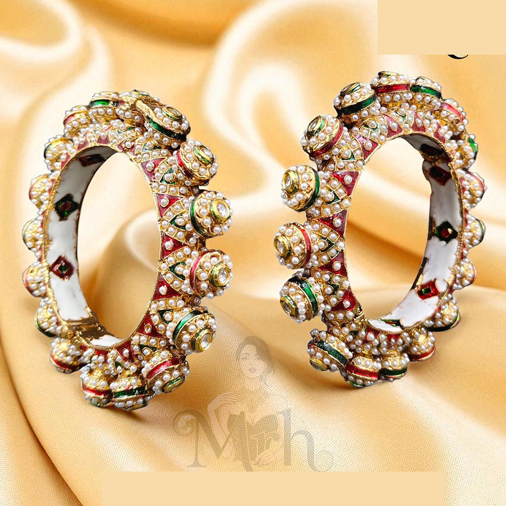 Jewel Addiction Elegant Shine Kundan And Pearls Meenakari Bangles Set