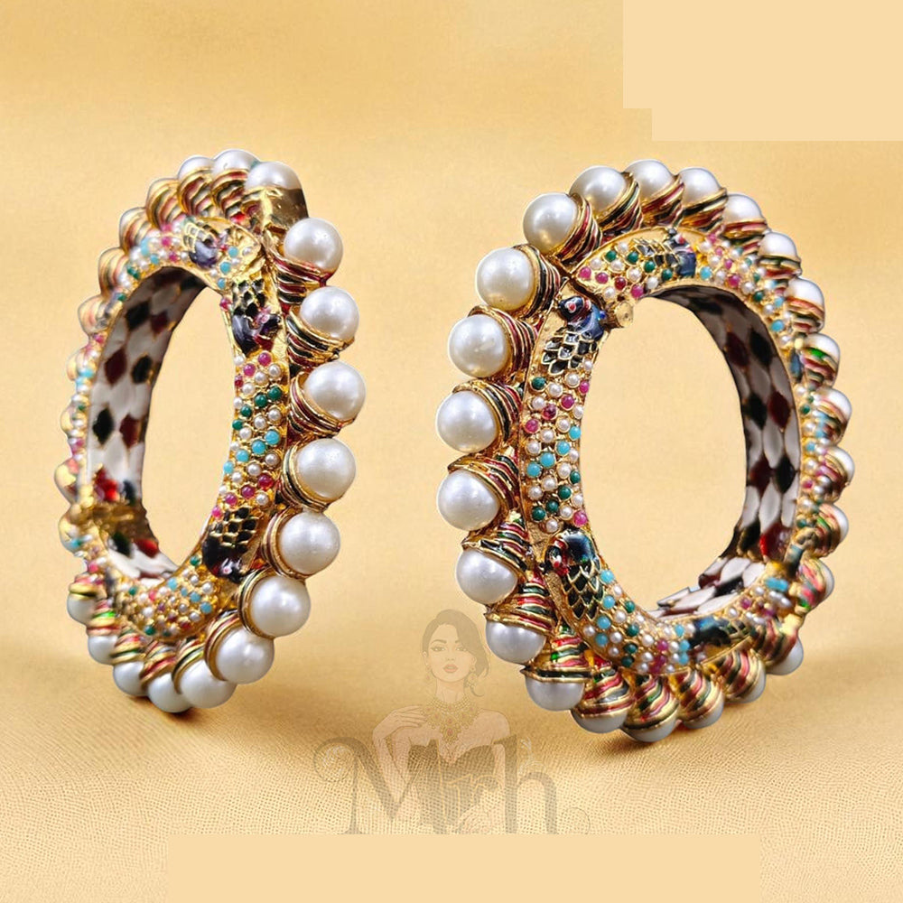Jewel Addiction Elegant Shine Kundan And Pearls Meenakari Bangles Set