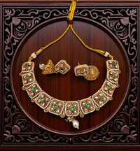 Jewel Addiction Beautiful Gold Plated Kundan And Pearl Choker Necklace Set