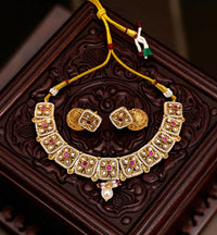 Jewel Addiction Beautiful Gold Plated Kundan And Pearl Choker Necklace Set