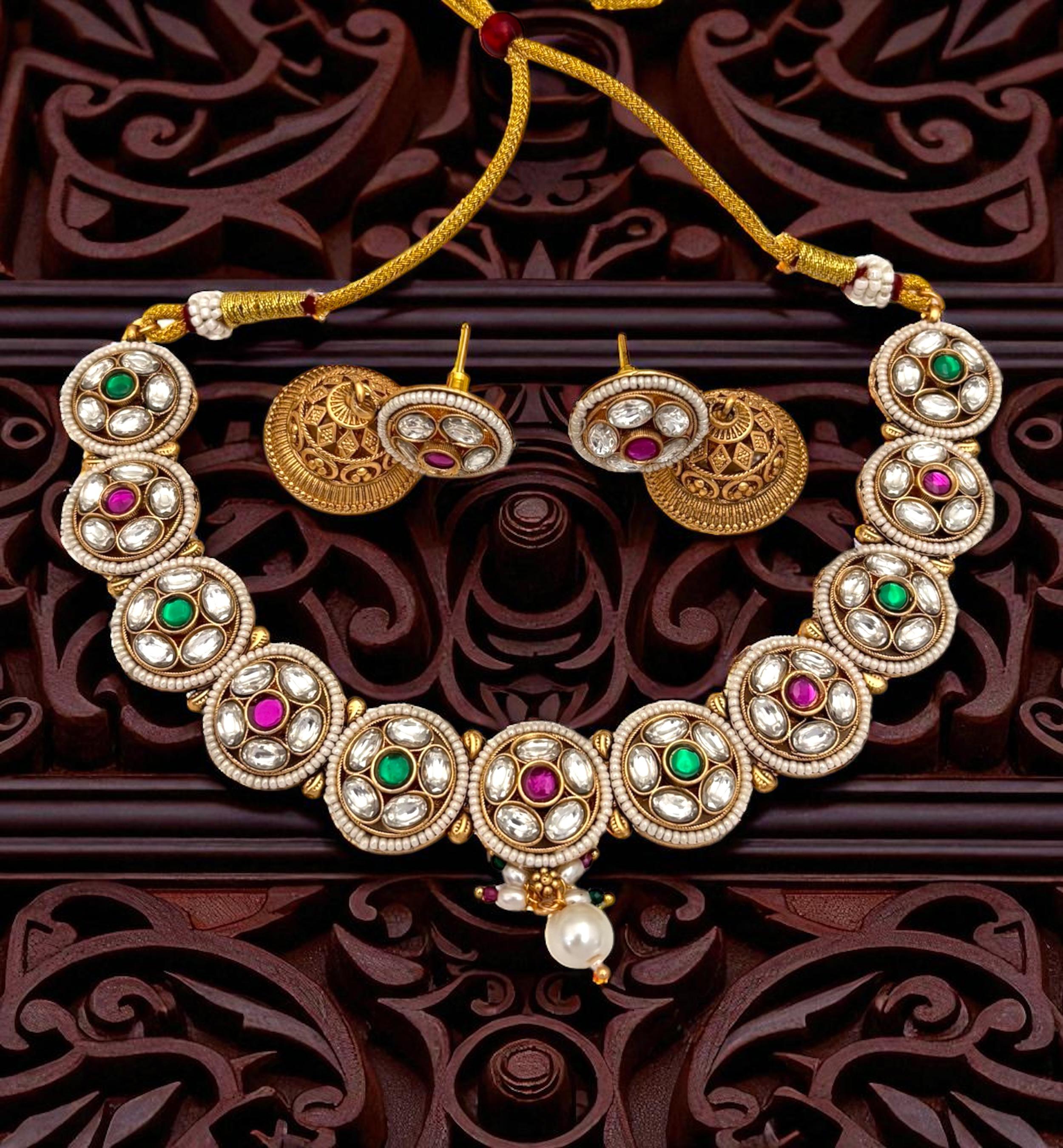 Jewel Addiction Beautiful Gold Plated Kundan And Pearl Choker Necklace Set