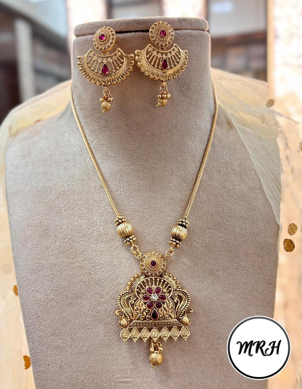 Jewel Addiction Exclusive Pota Stone Long Necklace Set with Ethnic Design and Statement Appeal