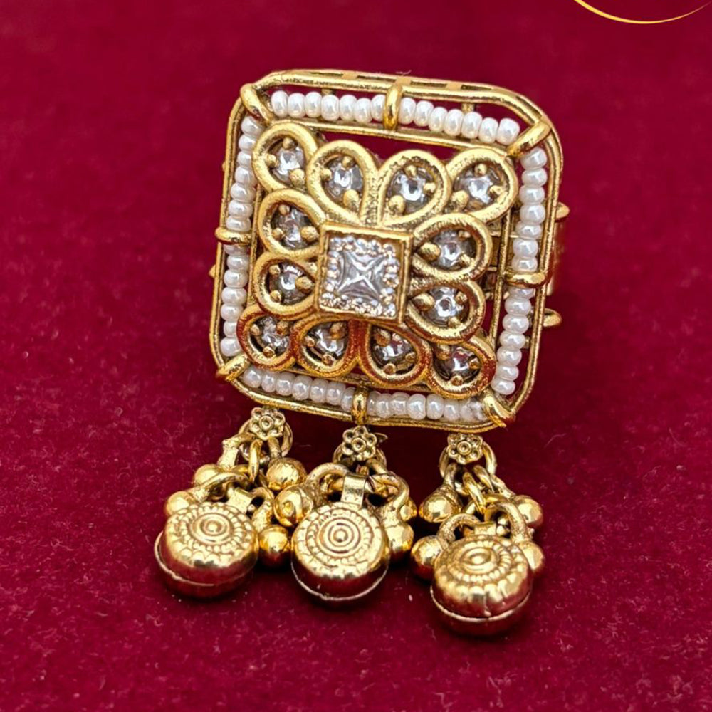 Jewel Addiction Glam Shine Pota Stone And Pearl Designer Finger Ring