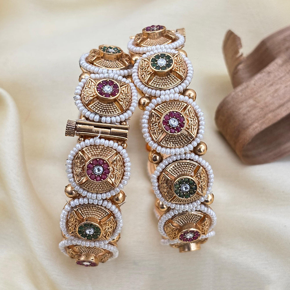 Jewel Addiction Classic Pota Stone And Pearl Openable Bangles Set